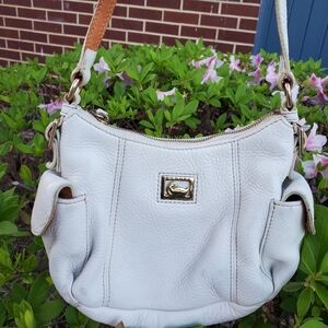 White Dooney & Bourke pebbled leather crossbody bag purse